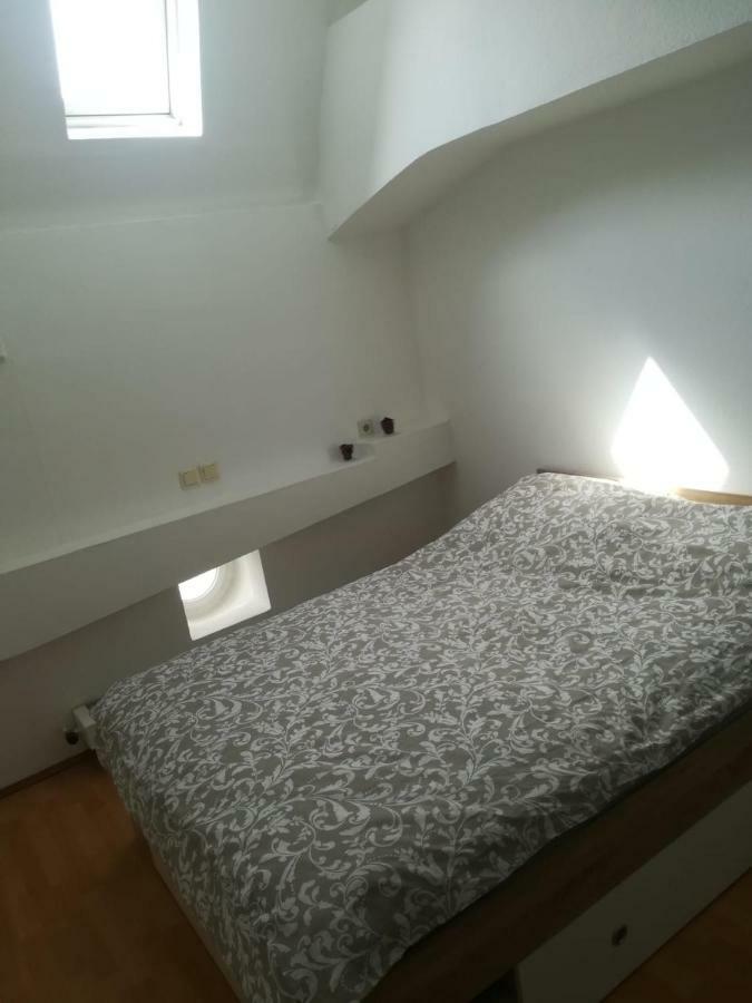Ferienwohnung Hietzing Вена Экстерьер фото