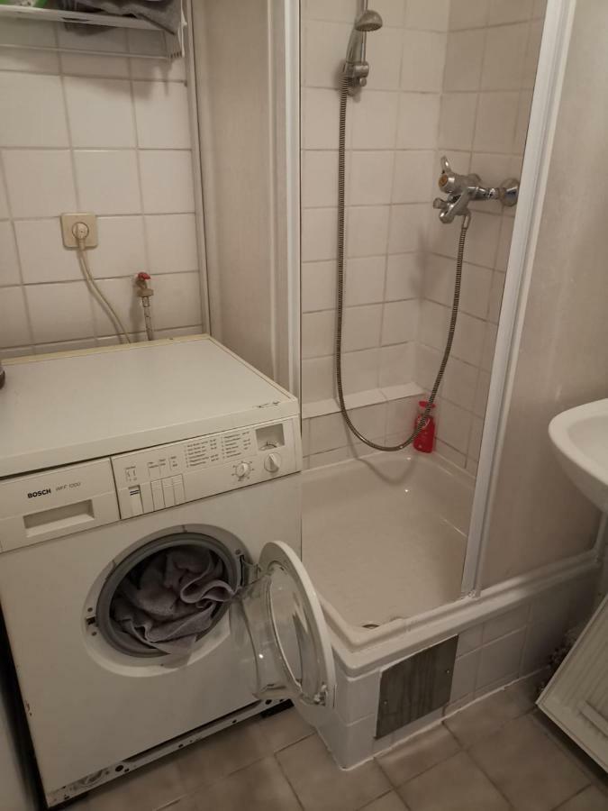 Ferienwohnung Hietzing Вена Экстерьер фото